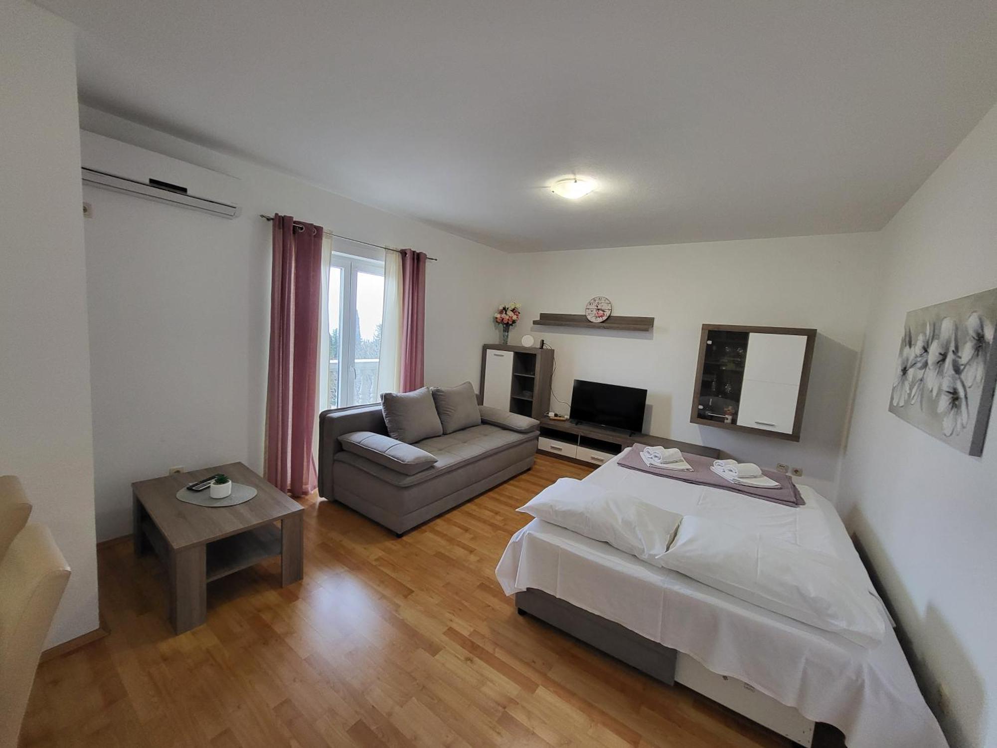 Apartmani Goga ستاريغغاد باكلينتسا المظهر الخارجي الصورة